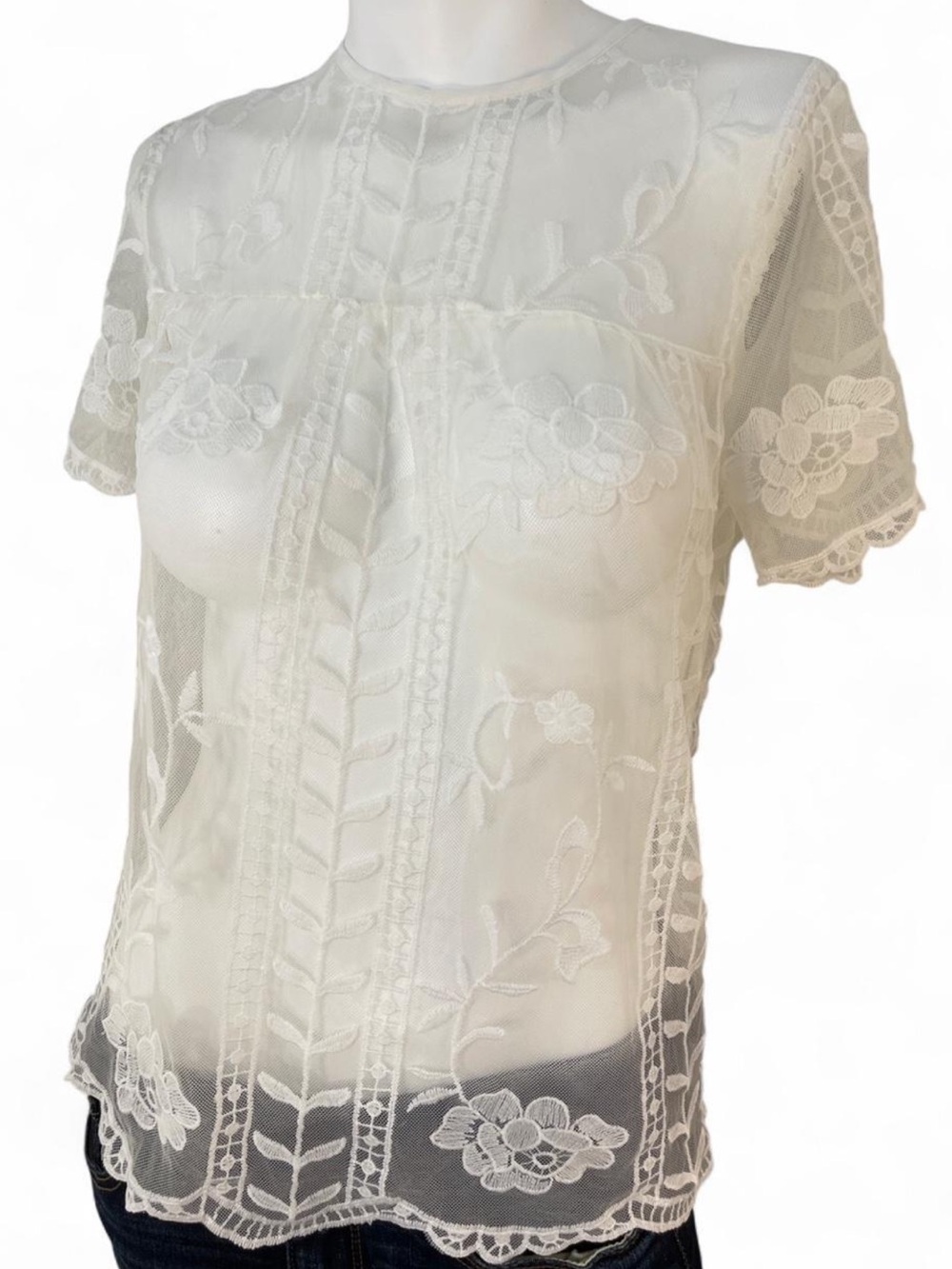 Merona White Lace Blouse with Floral‎ Print